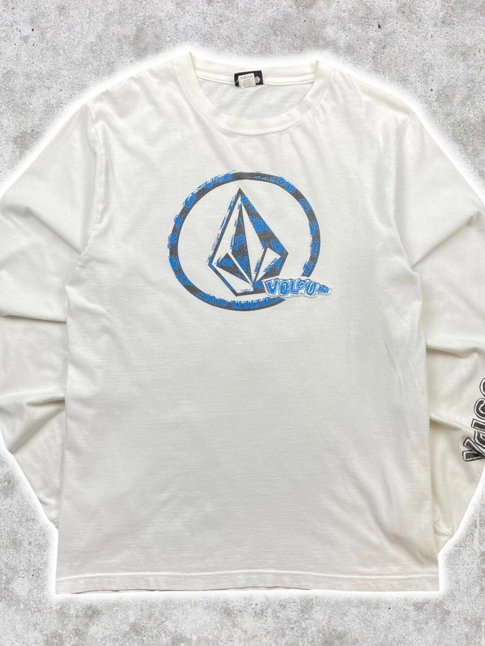 2000's Volcom Simplistic Sleeve Hit Graphic Long Sleeve Shirt